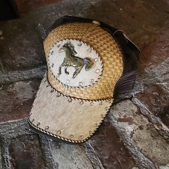 no brand Accessories - Brown Horse Embellished Women's Western Cap